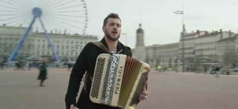 Claudio Capéo – Homme Debout
